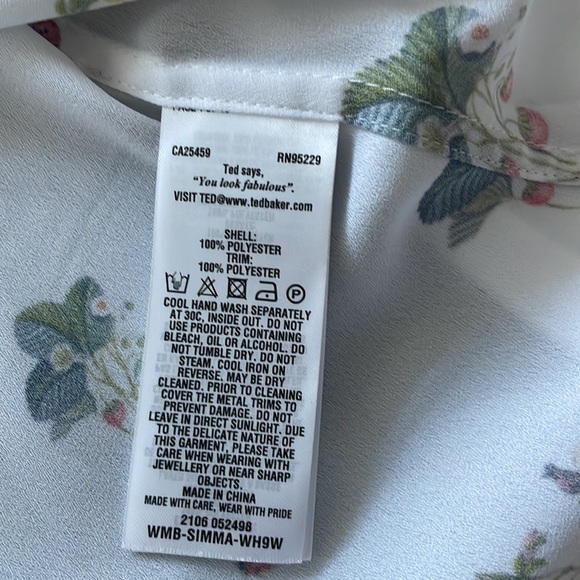 Ted Baker lady bug & berries print blouse NWT - Picture 9 of 15